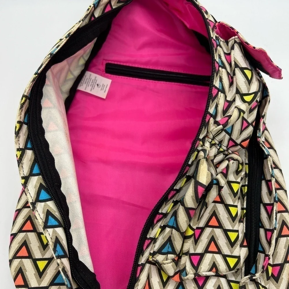 KAVU COLORFUL GEOMETRIC PATTERN SLINGBACK BAG GREAT CONDITION